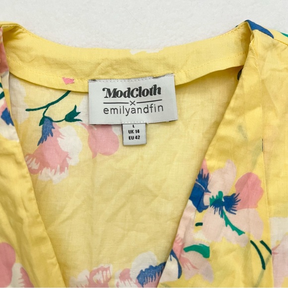 ModCloth x Emily and Fin Annie Top Yellow Floral Button Top - Picture 5 of 10